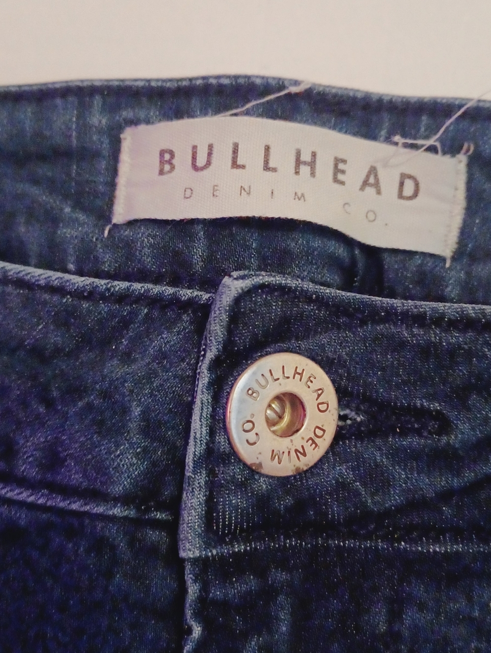 Bullhead Jeans - Picture 3 of 4